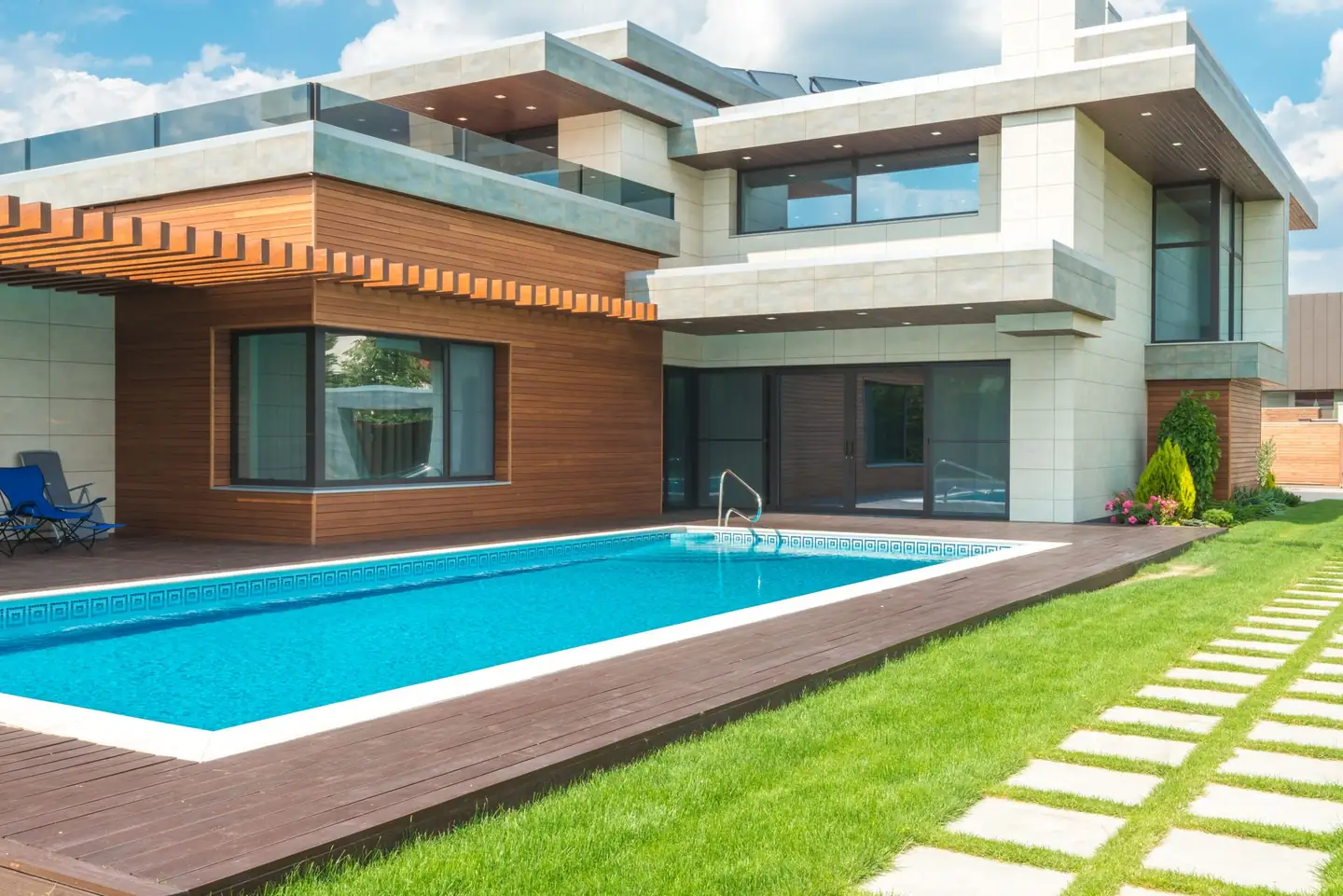 Swimming pool built in Tacoma South, NSW